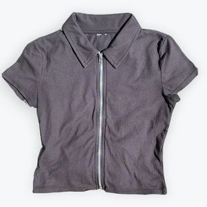 Ribbed Zip Front Tee | Size S/M | Black |